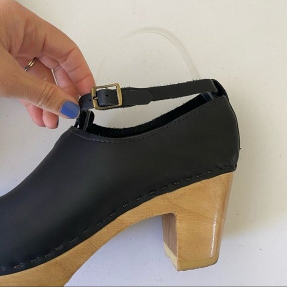 No. 6 Black Clogs Shoes w/ Ankle Strap - Picture 8 of 11